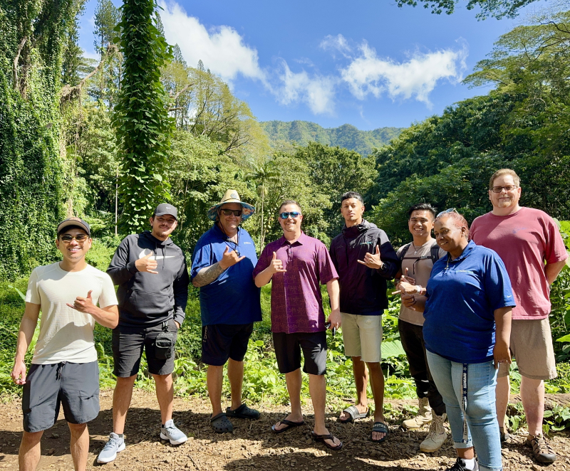 PARKLINQ team · Mānoa Falls hike