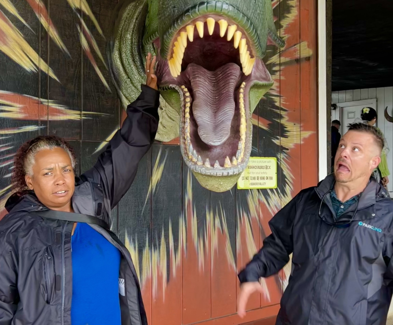 PARKLINQ team · Jurassic adventure