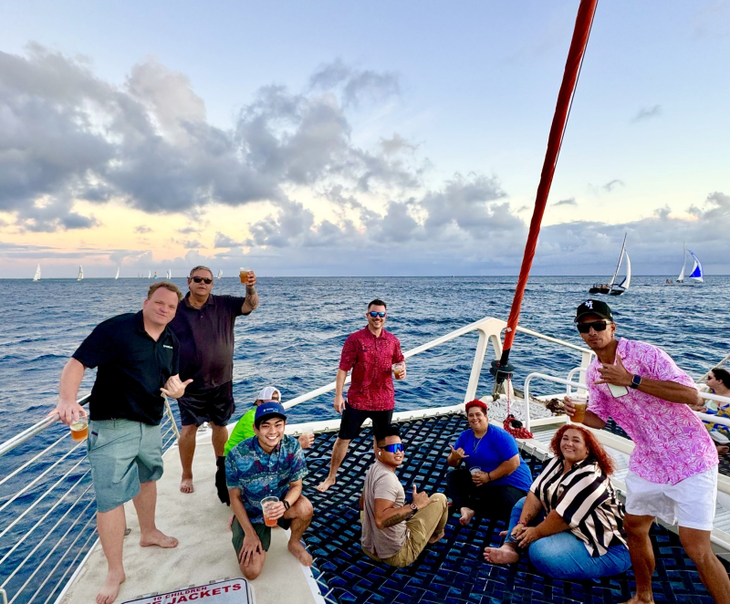 PARKLINQ team · Waikīkī catamaran